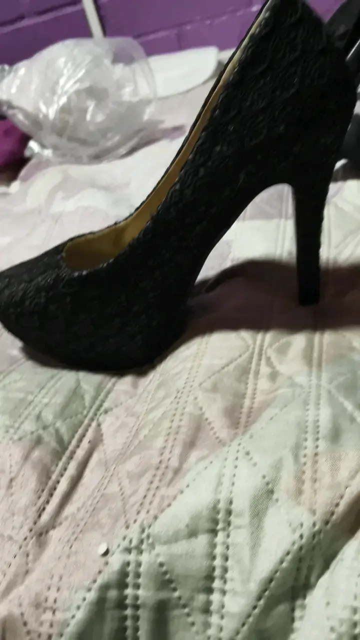 Zapatos de Tacón Alto Negros con Encaje - 2
