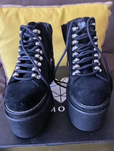 Botines de plataforma negros con cordones y cierre lateral - miniatura 1