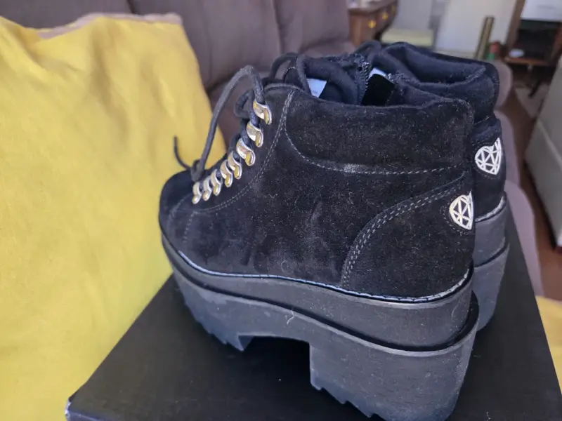 Botines de plataforma negros con cordones y cierre lateral - 5