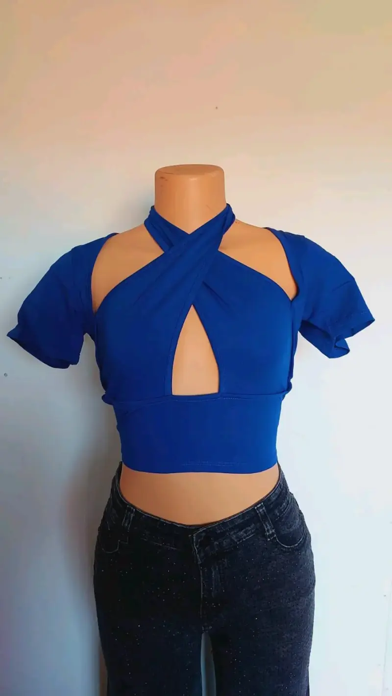 Top corto cruzado para mujer en varios colores - 1
