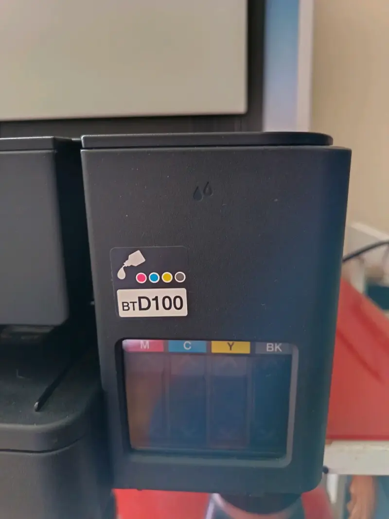 Impresora multifuncional Brother DCP-T230 con tanque de tinta - 4