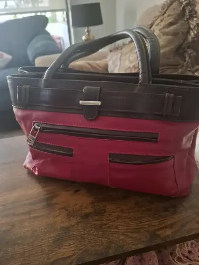 Bolso de mano bicolor rojo y negro Cuero - miniatura 3