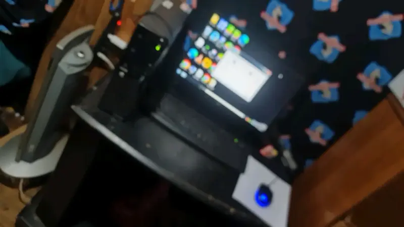 Computador de escritorio Lenovo ThinkCentre compac - 2