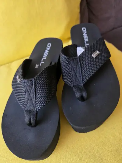 Sandalias negras O'Neill de plataforma - miniatura 1