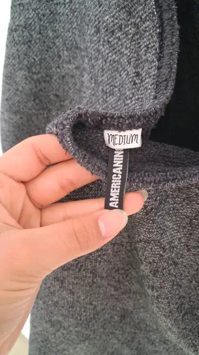 Suéter gris con encaje para mujer talla M - miniatura 2