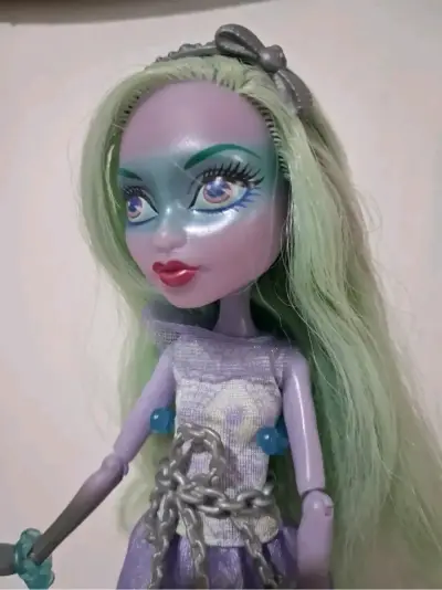 Monster High Twyla Haunted - miniatura 3