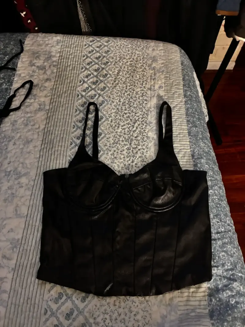 Top corset negro de cuero sintético mossimo - 5