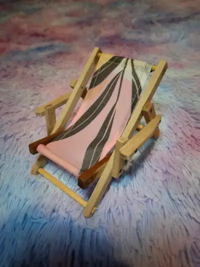 Mini silla de playa plegable de madera y tela - miniatura 1