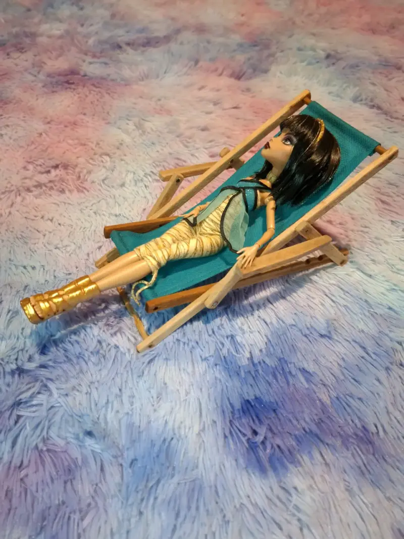 Silla de playa miniatura para muñecas - 3