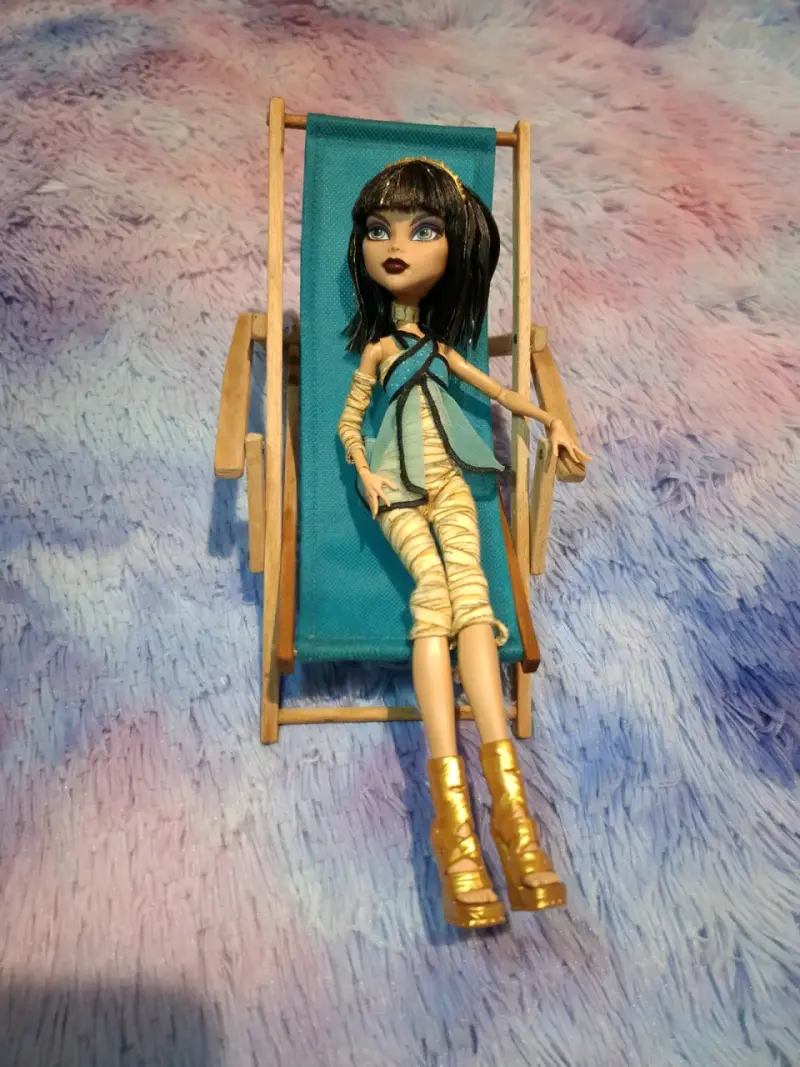 Silla de playa miniatura para muñecas - 4