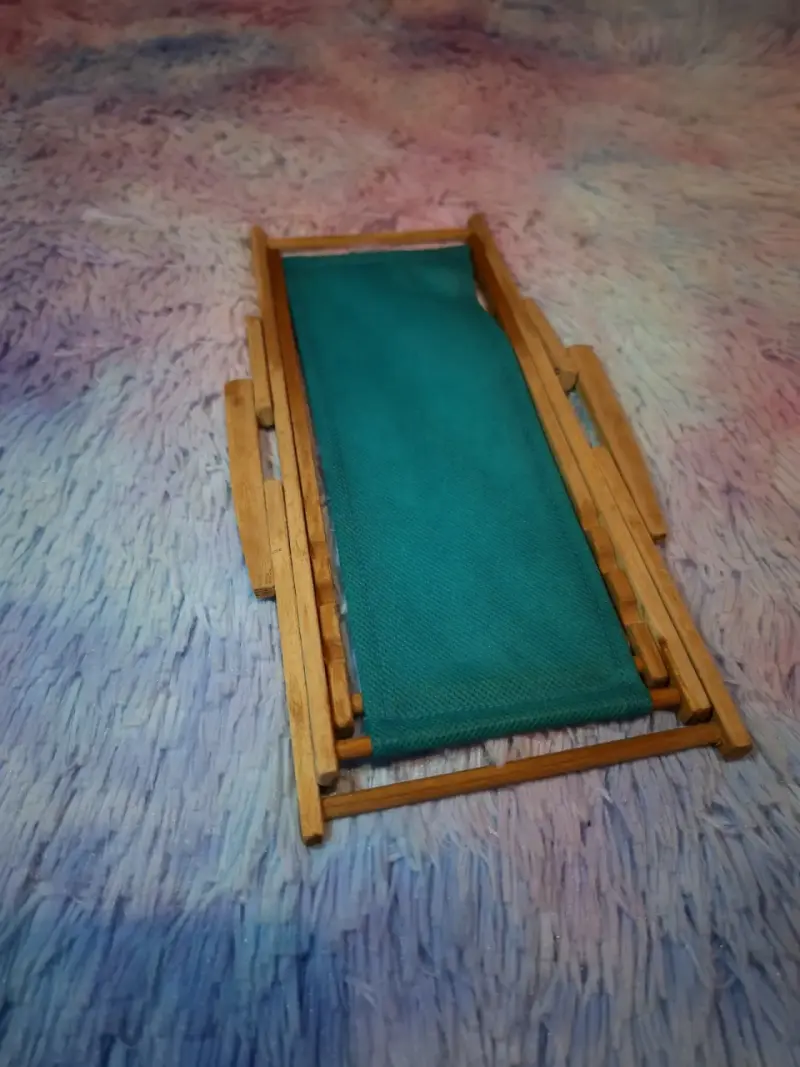 Silla de playa miniatura para muñecas - 5