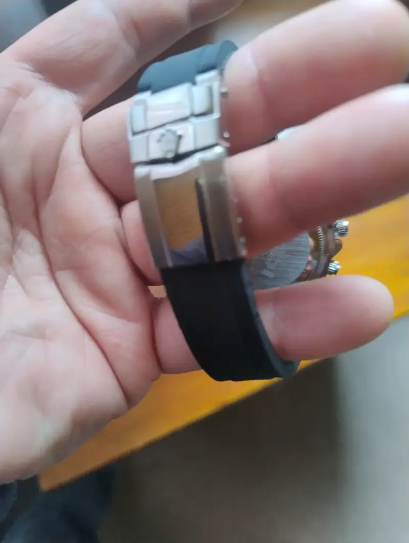 Reloj de pulsera Rolex con correa negra - 4