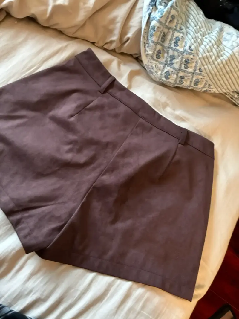 Shorts marrones de mujer estilo casual mossimo - 4