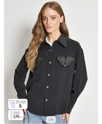 Camisa negra con detalles bordados para mujer - miniatura 1