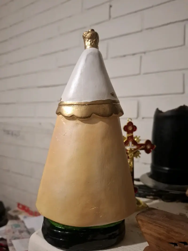 Figura de la Virgen del Valle 23 cm de yeso - 3