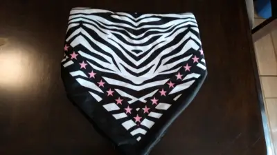 Bandanas estampadas con diseños variados - miniatura 1