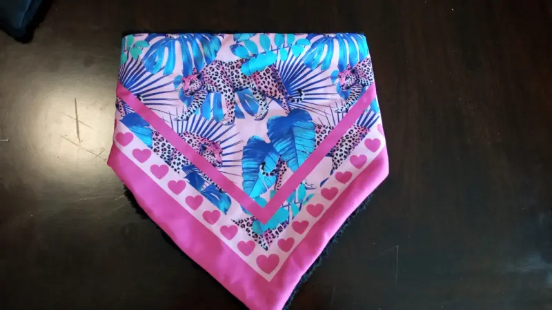 Bandanas estampadas con diseños variados - 5