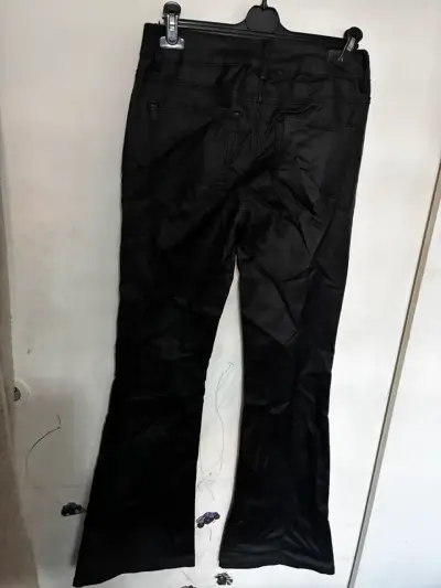 Pantalones acampanados negros con cordones engomad - miniatura 5