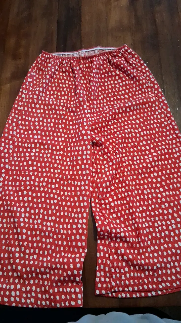 Conjunto verano rojos con estampado de puntos - 2