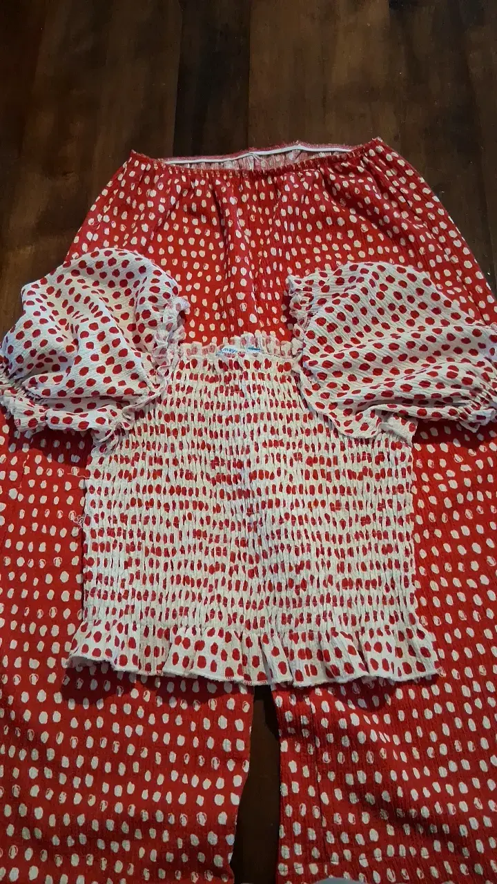 Conjunto verano rojos con estampado de puntos - 3