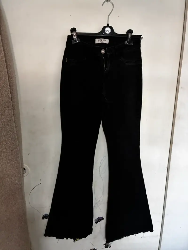 Jeans acampanados Lolita Pocket negros talla 36 - 4