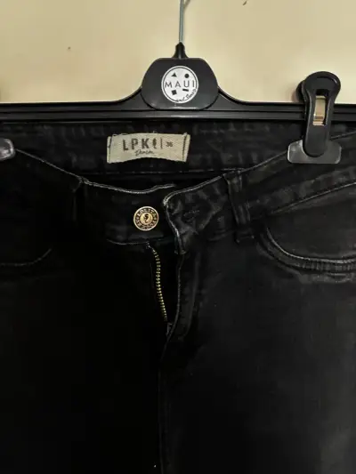 Jeans acampanados Lolita Pocket negros talla 36 - miniatura 5