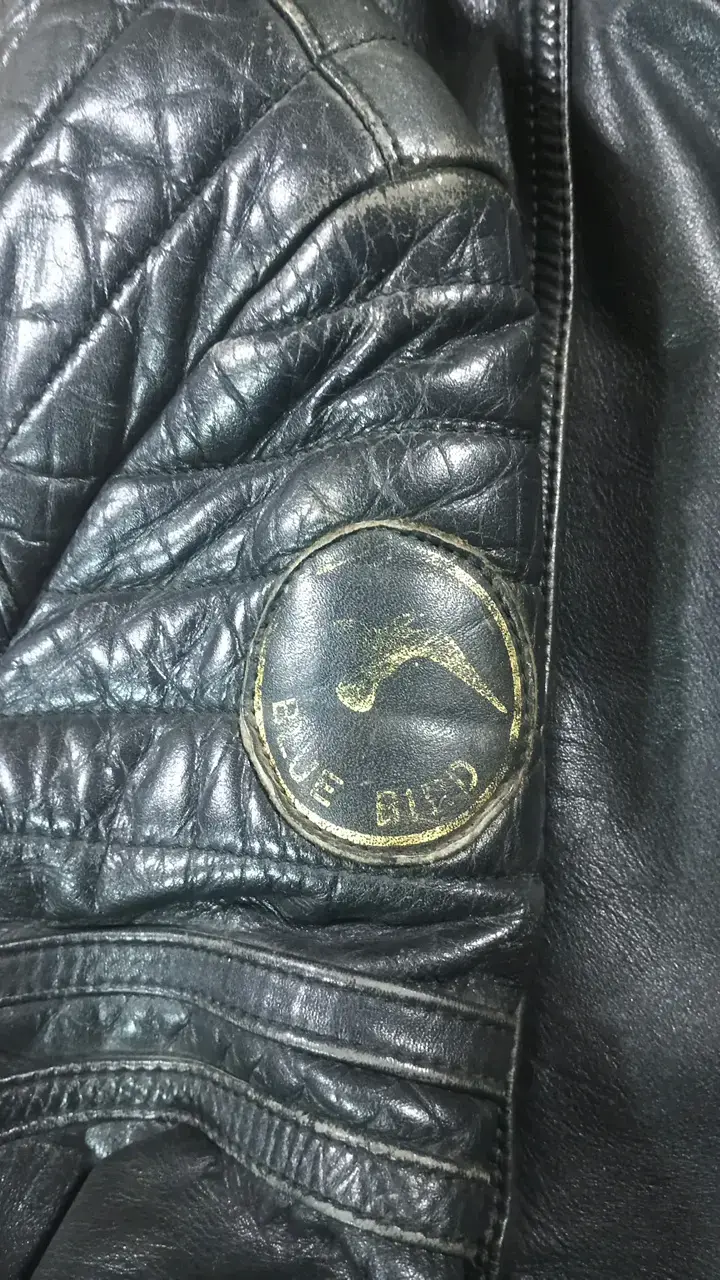 Chaqueta de cuero negra estilo motociclista - 5