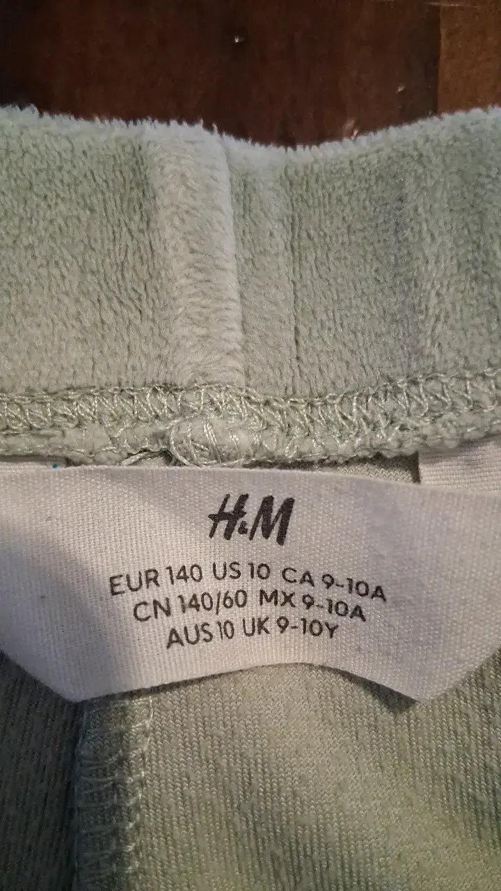Pantalones de felpa verde H&M para niños - 2
