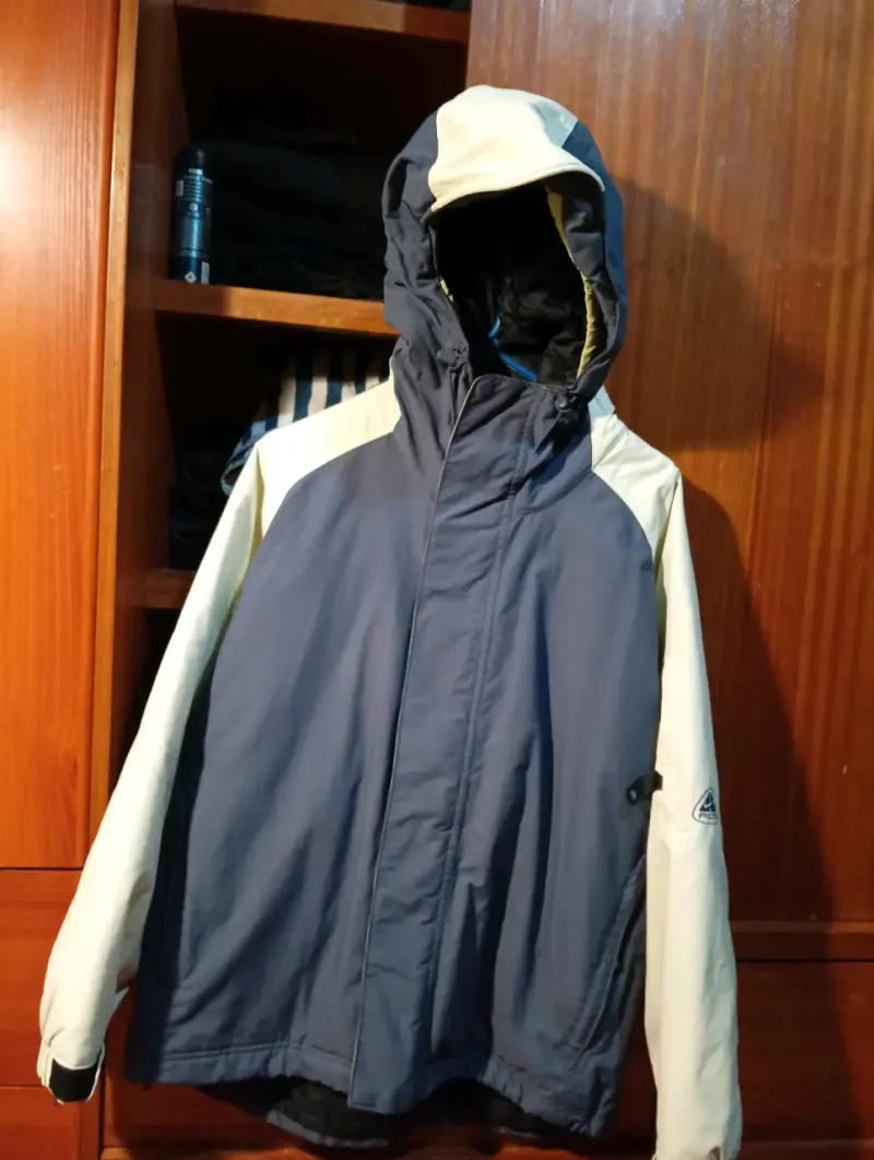 Chaqueta NIKE ACG - 4