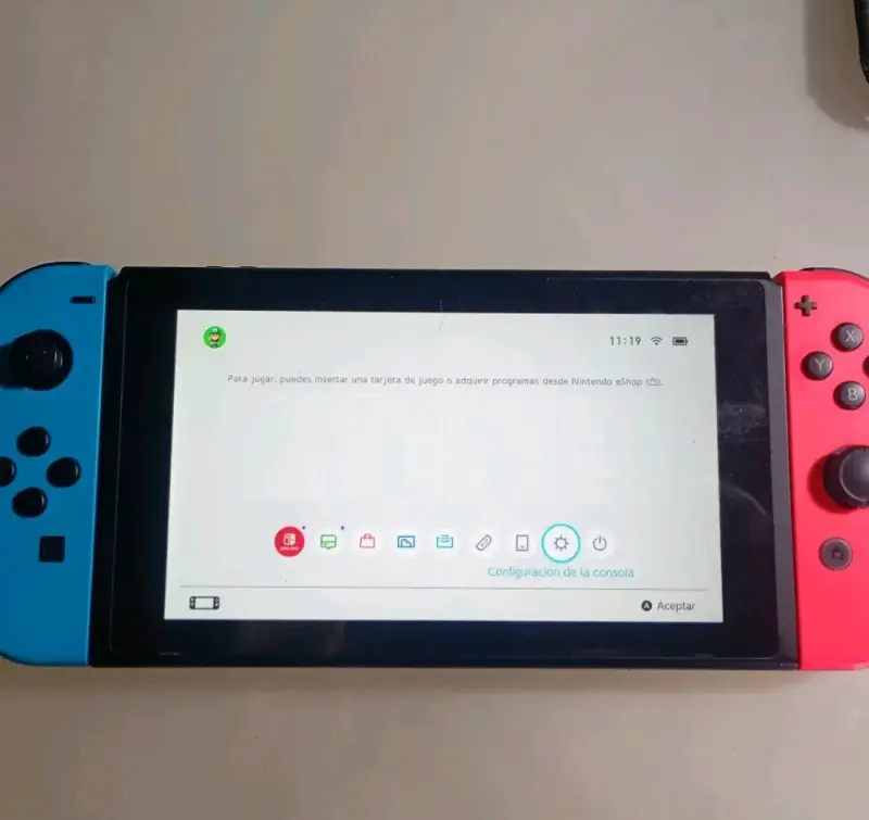 Nintendo Switch 32GB V2 Rojo/Azul Neón + Joy-Con - 2