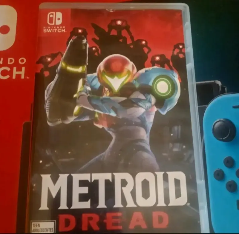 Nintendo Switch 32GB V2 Rojo/Azul Neón + Joy-Con - 6