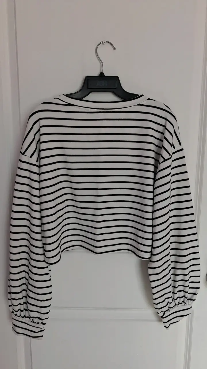 Polera rayada Shein con diseño de piña - 3