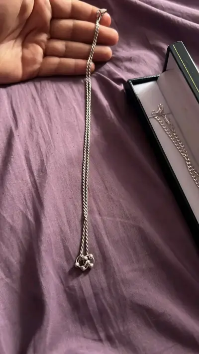 Cadena de plata en elegante estuche - miniatura 2