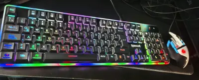 Teclado y mouse gamer Redragon retroiluminados - miniatura 1