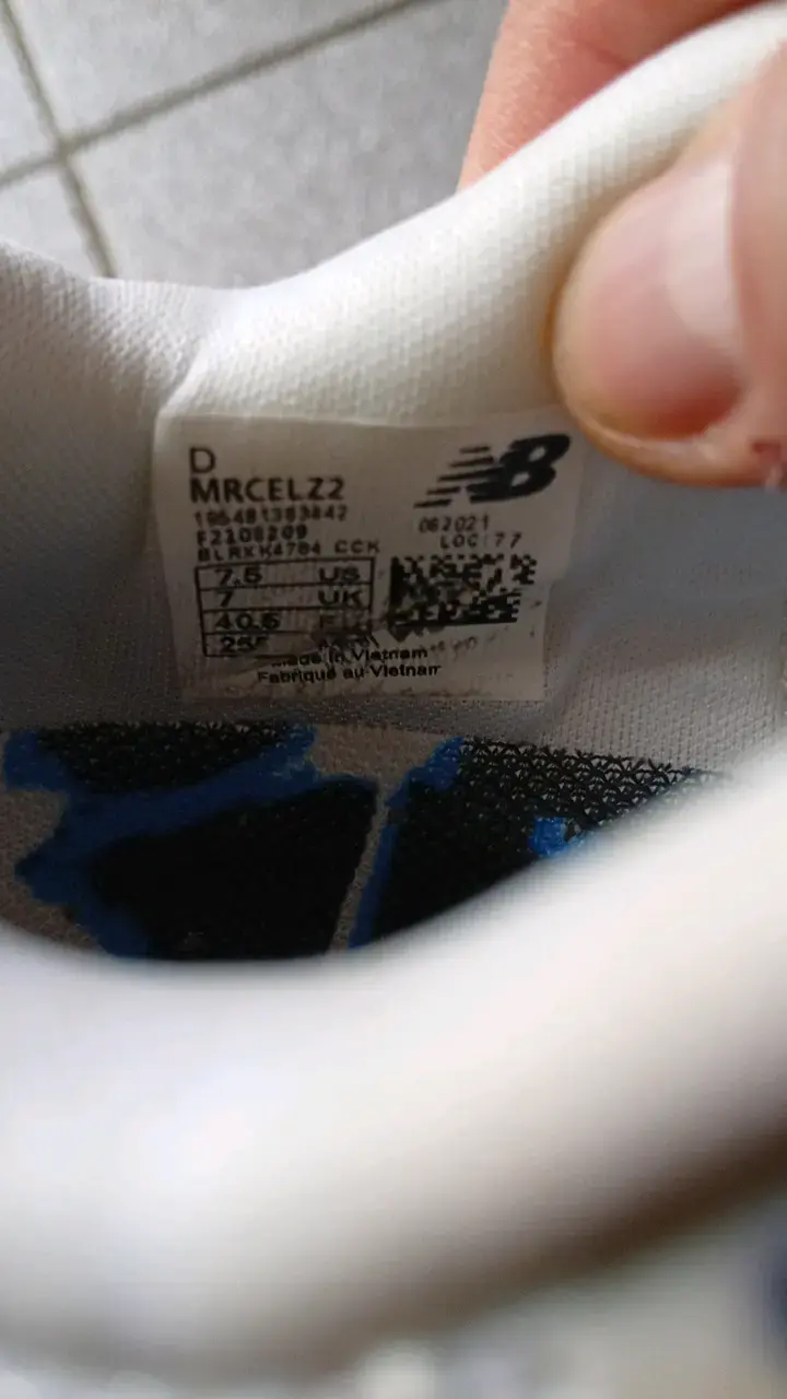 Zapatillas running New Balance FuelCell blancas - 5