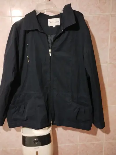 Chaqueta negra Gina Laura con bolsillos - miniatura 1