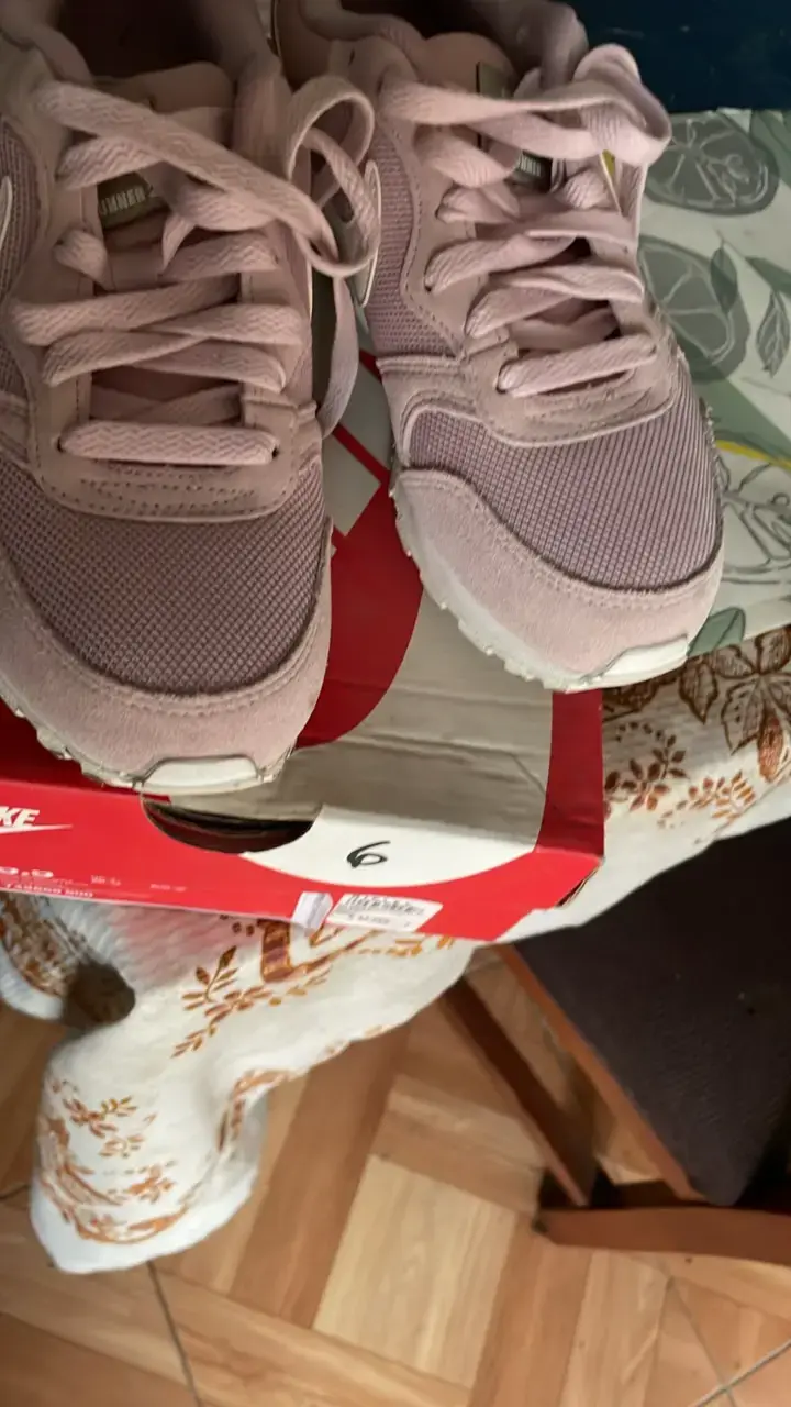 Zapatillas Nike MD Runner 2 Mujer Rosadas Talla 5.5 - 5