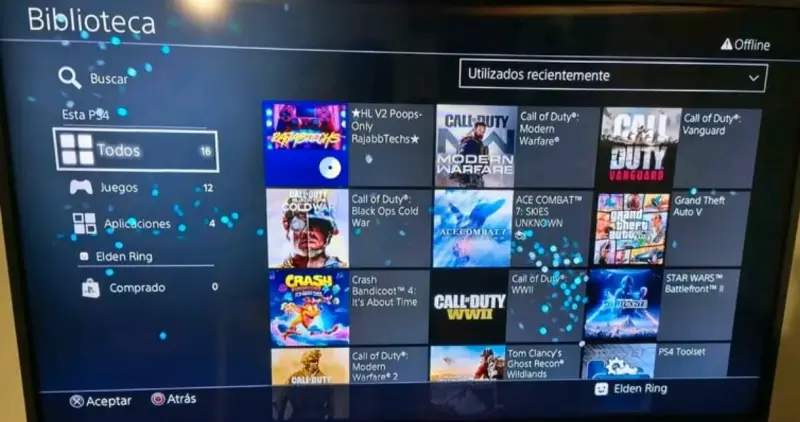 Consola PS4 con dos controles y audífono - 3