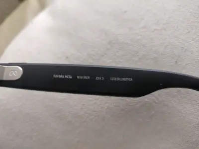 Gafas Ray-Ban Wayfarer Gen 2 semi Nuevas - miniatura 3