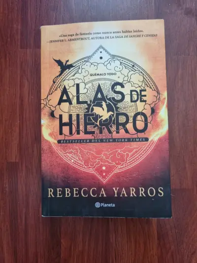 Trilogía Empíreo de Rebecca Yarros - Libros 1 a 3 - miniatura 3
