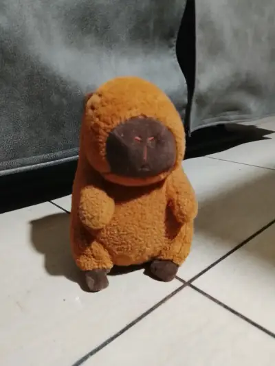 Peluche de capibara suave y tierno - miniatura 2