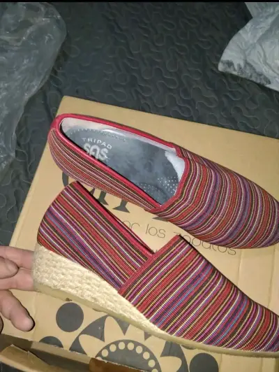 Zapatos de mujer con plataforma coloridos - miniatura 2