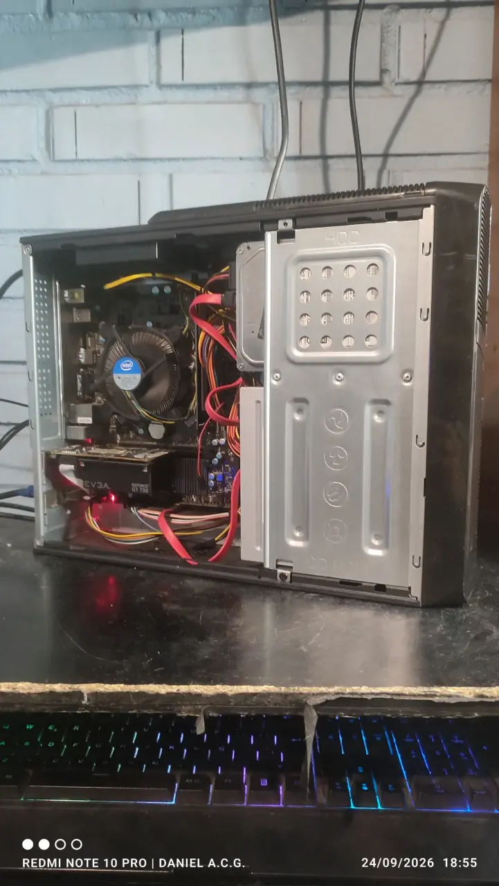 PC de Escritorio i3 6100 + nvidia GT 730 2gb