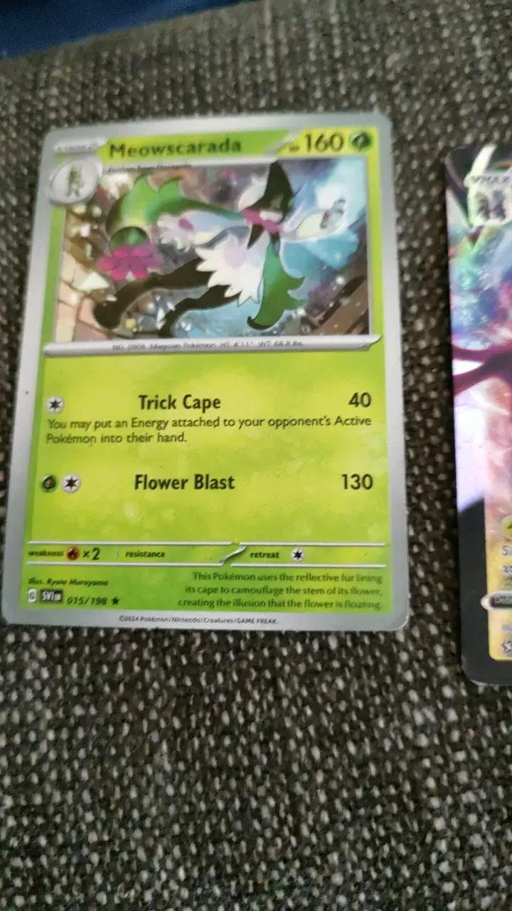 Cartas Pokémon VMAX Morpeko y Toxtricity - 3