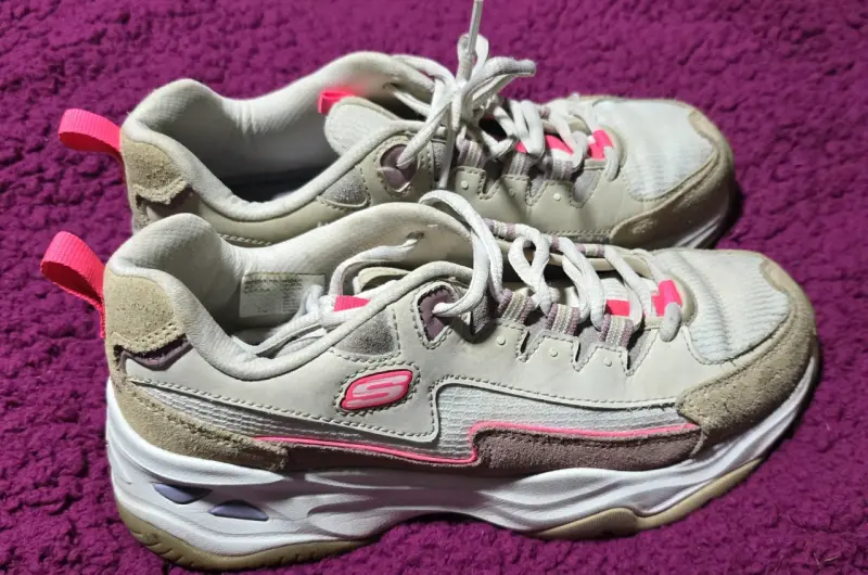 Zapatillas deportivas Skechers blancas y rosadas - 3