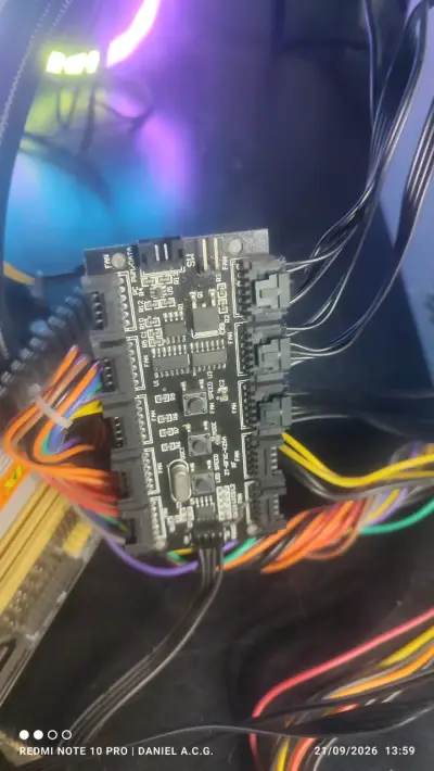Disipación liquida 240mm con 2 ventiladores rgb - miniatura 2