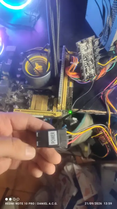 Disipación liquida 240mm con 2 ventiladores rgb - miniatura 3