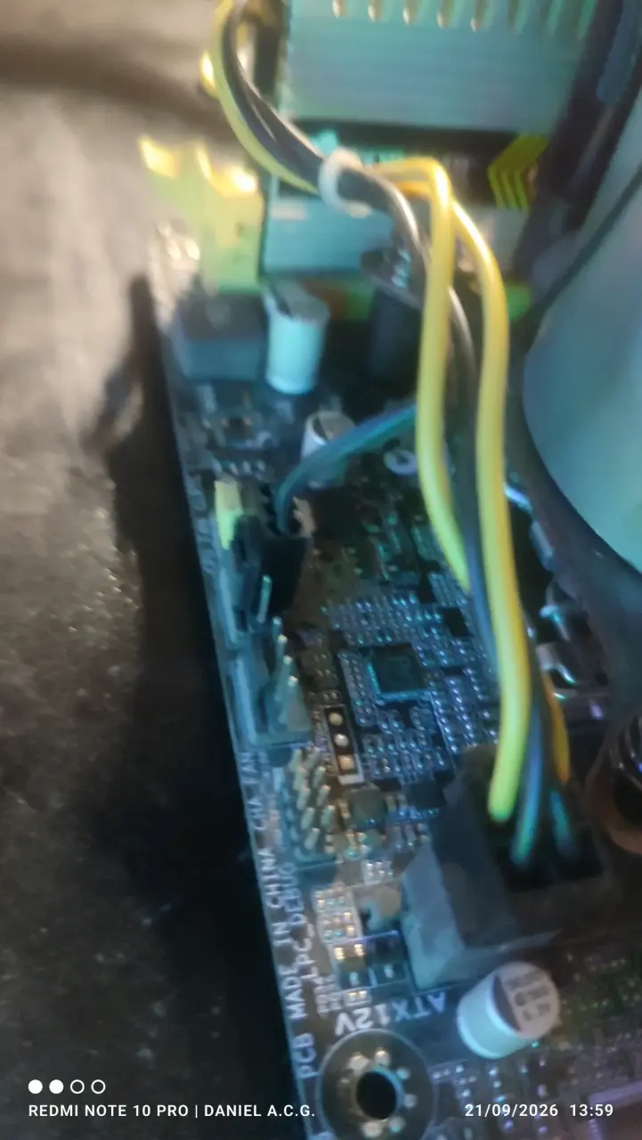 Disipación liquida 240mm con 2 ventiladores rgb - 4