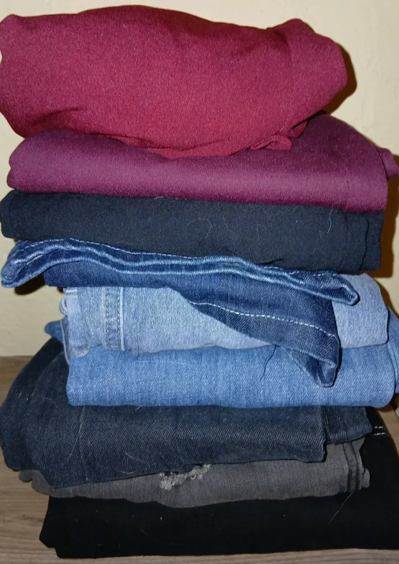 Lote de ropa variada. - 3