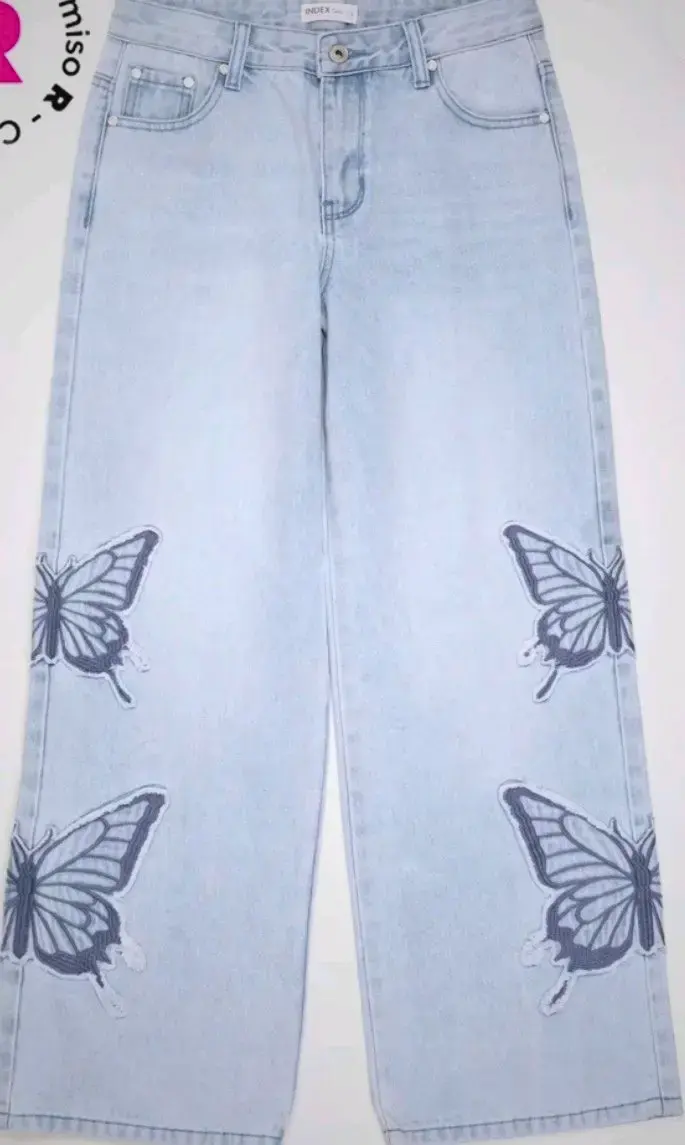 Jeans de mujer con diseño de mariposas - 2